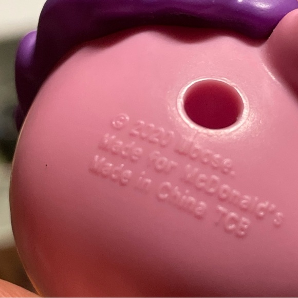 2020 McDonald's Pikmi Pops Chomps The Lion Pink Happy Meal Toy - Picture 6 of 6